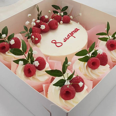 Ягодная нежность купить - раменское.сладкоежкин.рф